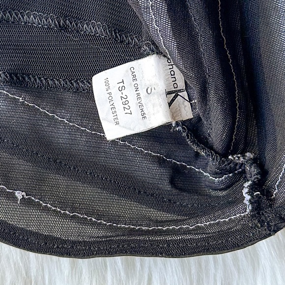 Shana K Black & White Stripe Criss Cross Mesh Top Blouse V Neck Sheer Shirt S - Picture 2 of 3